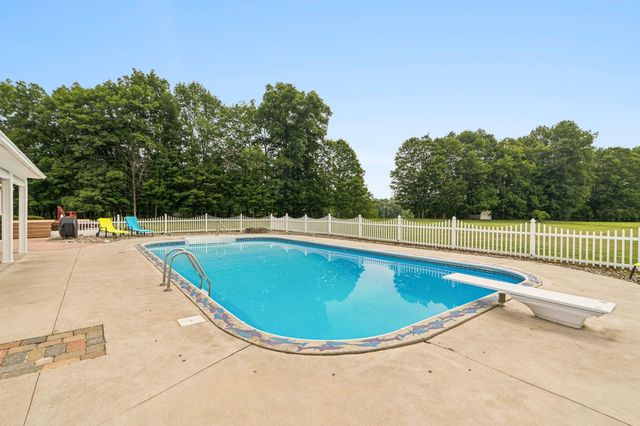 1407 US Route 5, Weathersfield, VT 05156