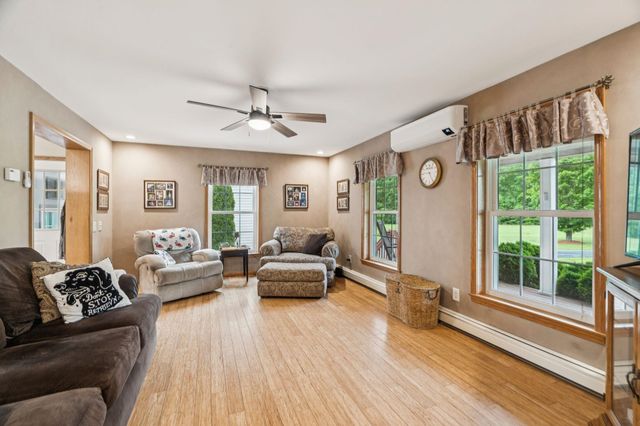 1407 US Route 5, Weathersfield, VT 05156
