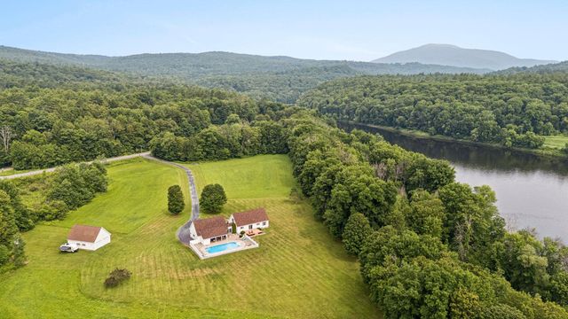 1407 US Route 5, Weathersfield, VT 05156