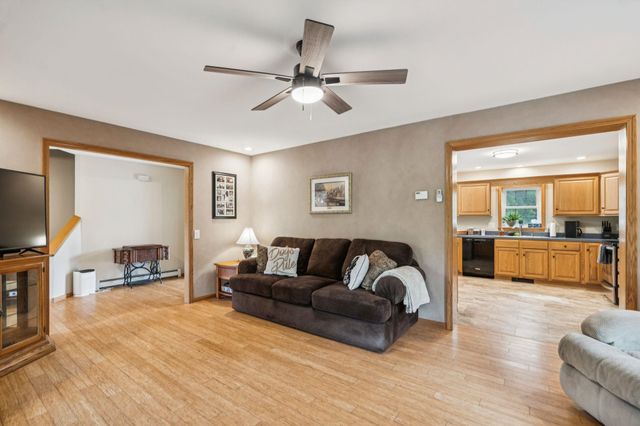 1407 US Route 5, Weathersfield, VT 05156