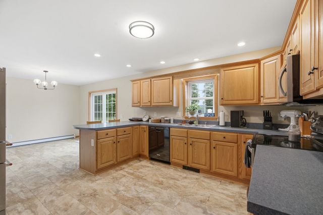 1407 US Route 5, Weathersfield, VT 05156