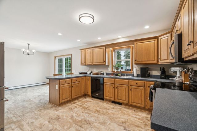 1407 US Route 5, Weathersfield, VT 05156
