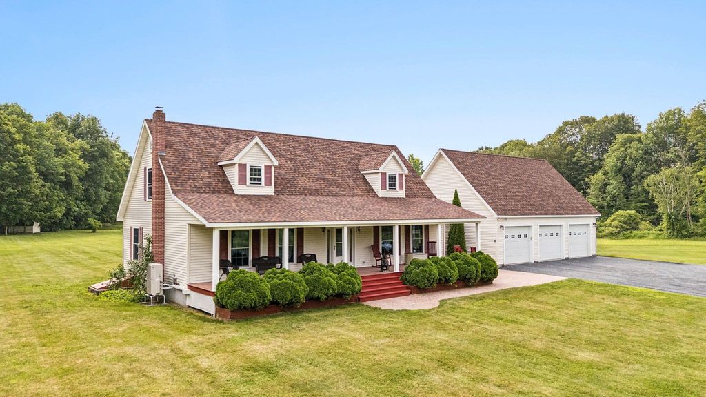 1407 US Route 5, Weathersfield, VT 05156