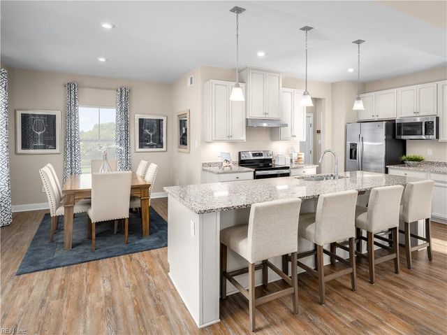 341 Early Station TRL, Carrollton, VA 23314