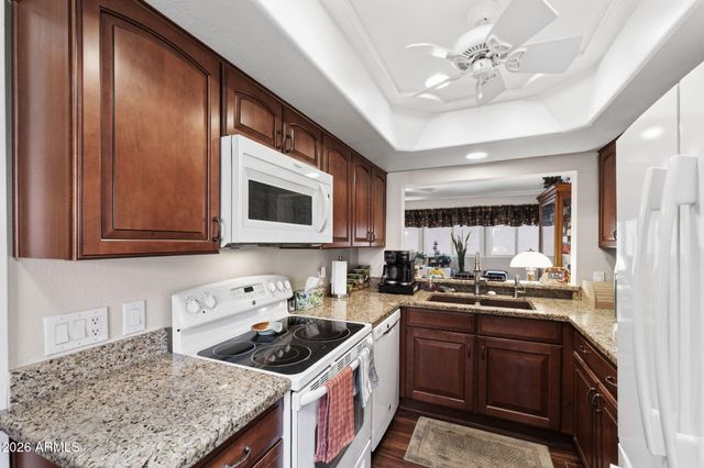 227 LEISURE WORLD --, Mesa, AZ 85206