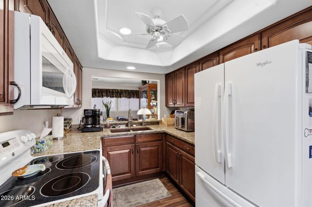 227 LEISURE WORLD --, Mesa, AZ 85206