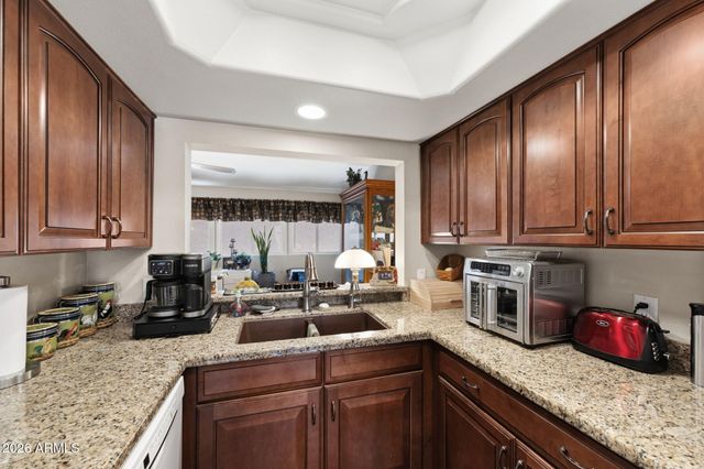 227 LEISURE WORLD --, Mesa, AZ 85206