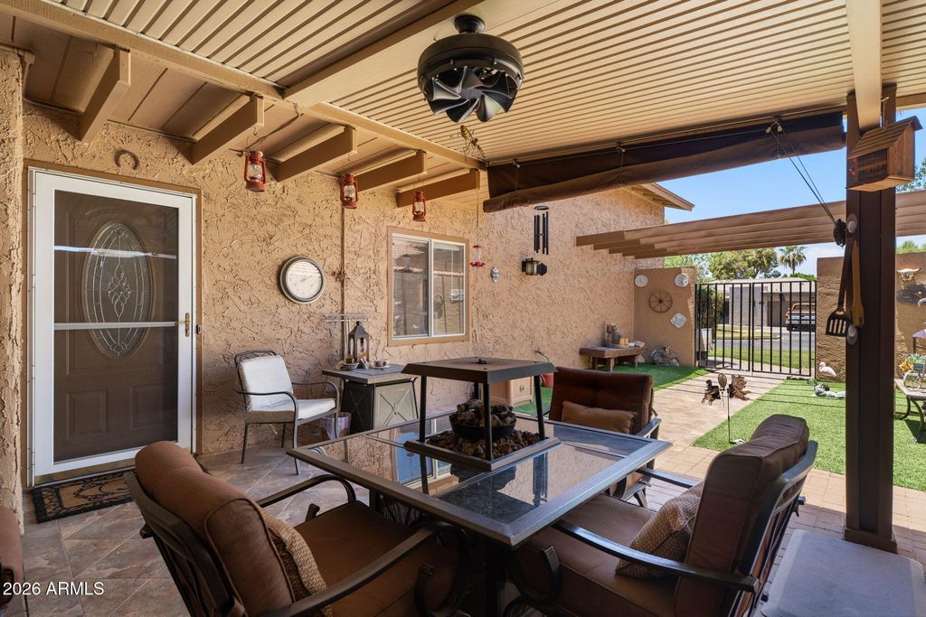 227 LEISURE WORLD --, Mesa, AZ 85206