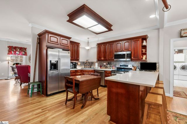 390 Blakely Avenue, Piedmont, SC 29673