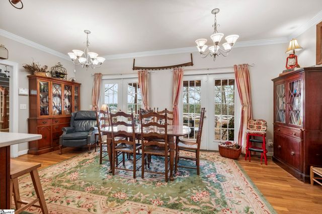 390 Blakely Avenue, Piedmont, SC 29673