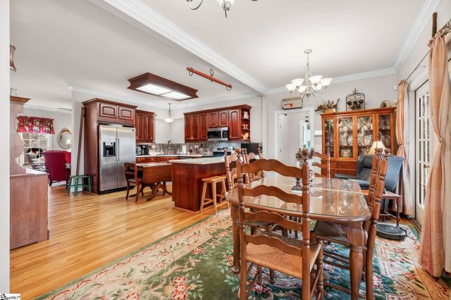 390 Blakely Avenue, Piedmont, SC 29673