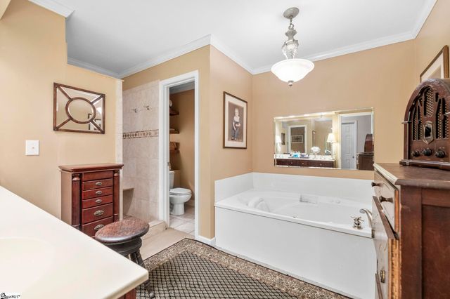 390 Blakely Avenue, Piedmont, SC 29673