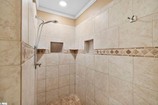 390 Blakely Avenue, Piedmont, SC 29673