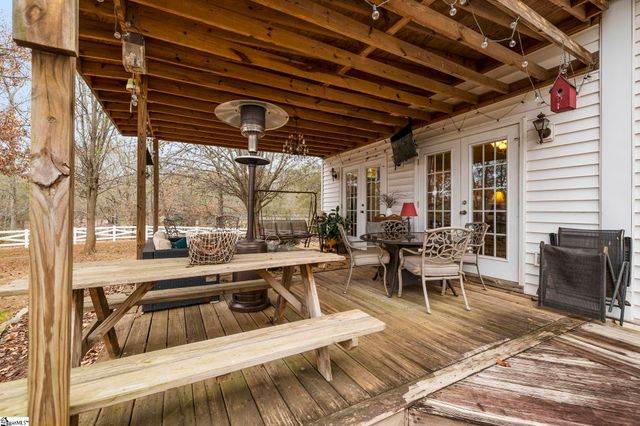 390 Blakely Avenue, Piedmont, SC 29673