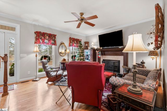 390 Blakely Avenue, Piedmont, SC 29673