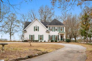 390 Blakely Avenue, Piedmont, SC 29673