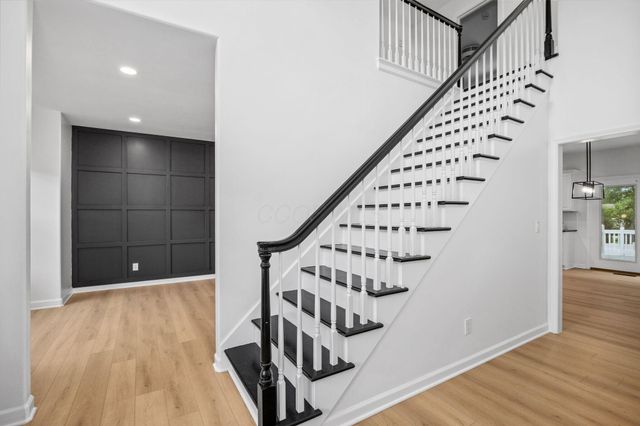 6961 Whitetail Lane, Westerville, OH 43082