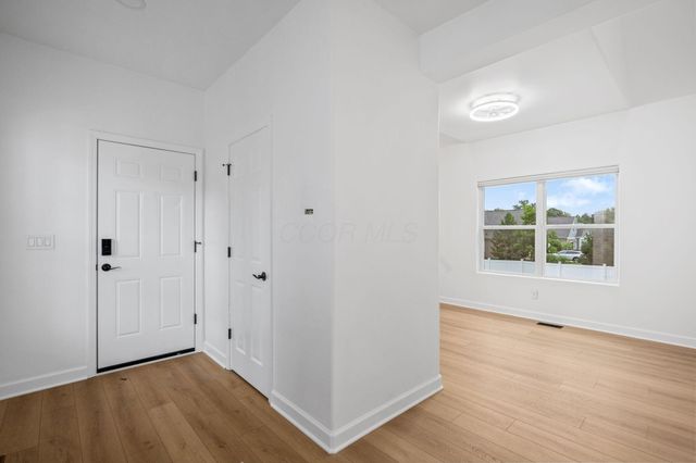 6961 Whitetail Lane, Westerville, OH 43082