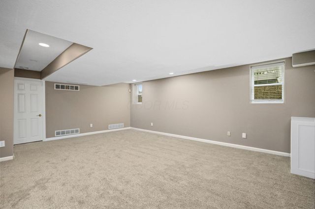 6961 Whitetail Lane, Westerville, OH 43082