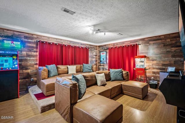 3022 Crestview Court, Sevierville, TN 37862