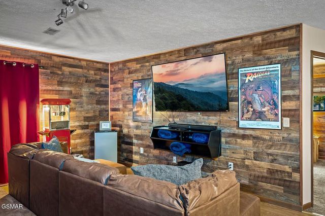 3022 Crestview Court, Sevierville, TN 37862