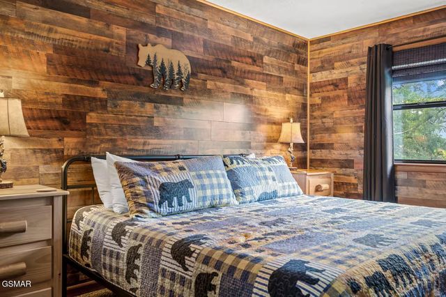 3022 Crestview Court, Sevierville, TN 37862