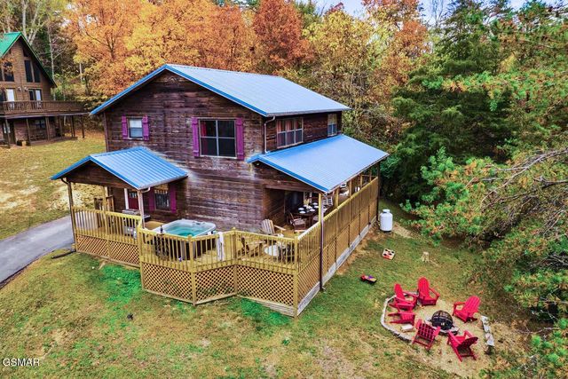 3022 Crestview Court, Sevierville, TN 37862