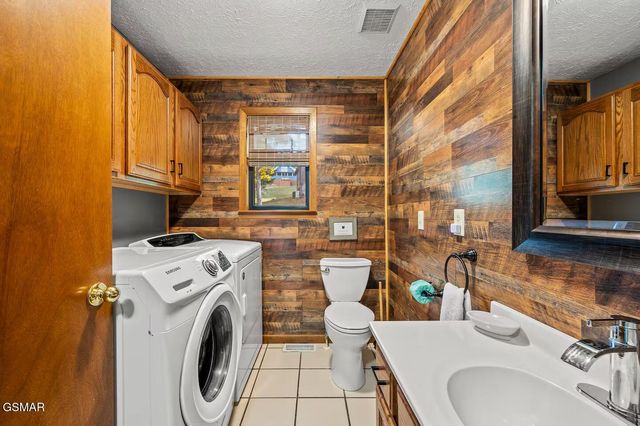 3022 Crestview Court, Sevierville, TN 37862