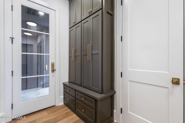 106 Trailing Oaks Drive, Youngsville, LA 70592