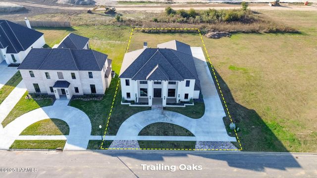 106 Trailing Oaks Drive, Youngsville, LA 70592