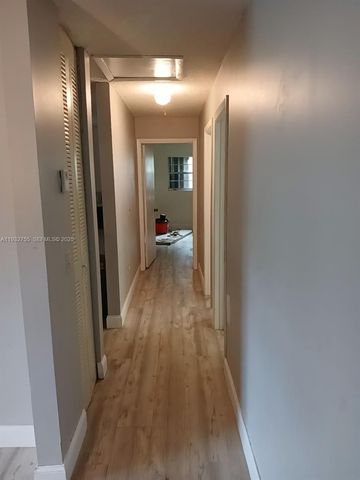 10210 SW 175th St, Miami, FL 33157