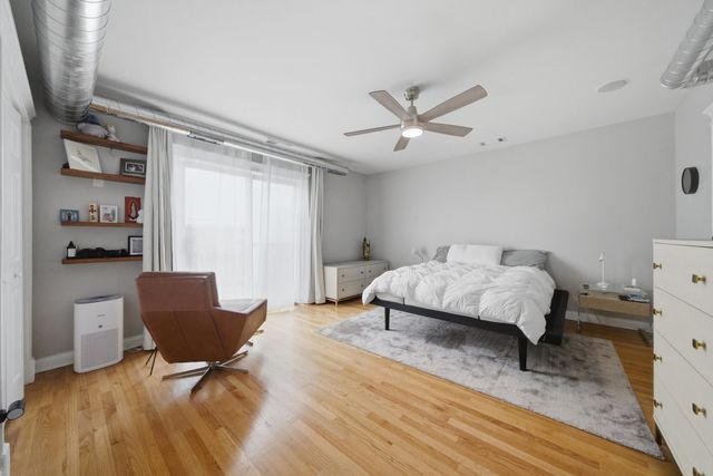 5302 N Winthrop Avenue 4, Chicago, IL 60640