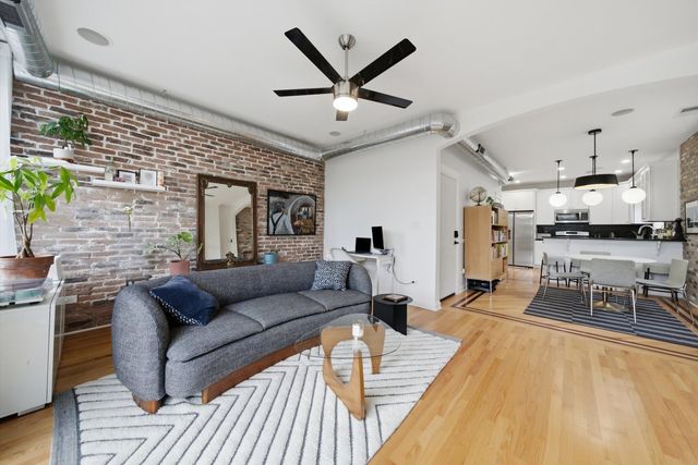 5302 N Winthrop Avenue 4, Chicago, IL 60640