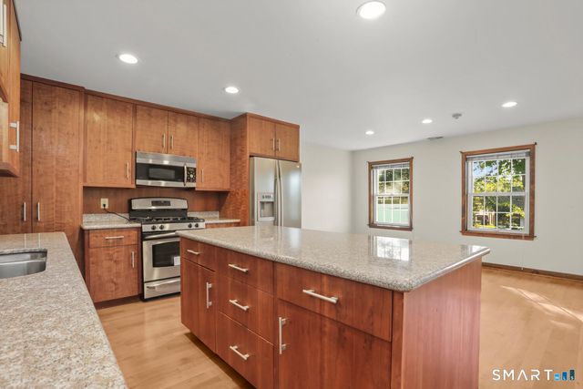 433 Post Road, Darien, CT 06820