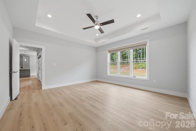 3342 48th Avenue NE 6B, Hickory, NC 28601