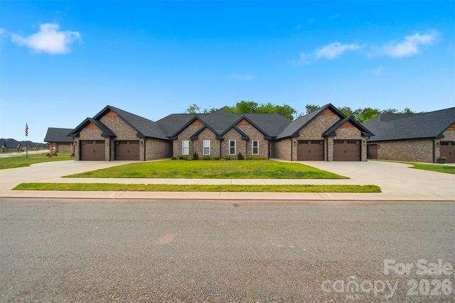 3342 48th Avenue NE 6B, Hickory, NC 28601