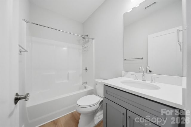 3342 48th Avenue NE 6B, Hickory, NC 28601
