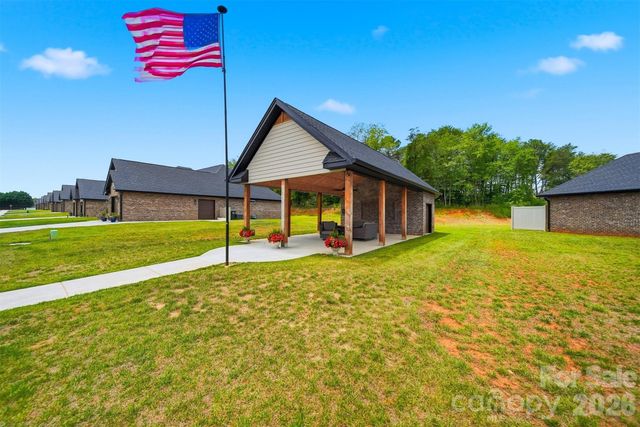 3342 48th Avenue NE 6B, Hickory, NC 28601