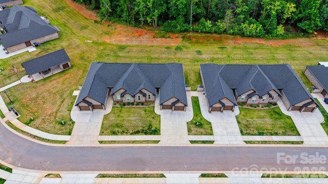 3342 48th Avenue NE 6B, Hickory, NC 28601