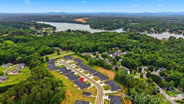 3342 48th Avenue NE 6B, Hickory, NC 28601