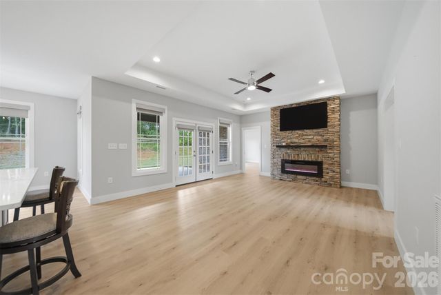 3342 48th Avenue NE 6B, Hickory, NC 28601