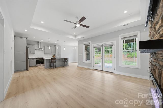 3342 48th Avenue NE 6B, Hickory, NC 28601