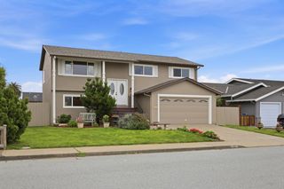 407 Saint Joseph Avenue, Half Moon Bay, CA 94019