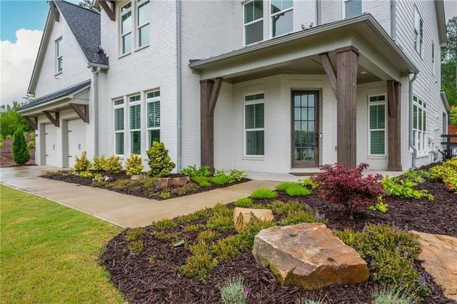 1011 Ridgeview Road, Woodstock, GA 30188