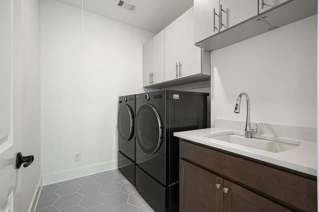 1011 Ridgeview Road, Woodstock, GA 30188