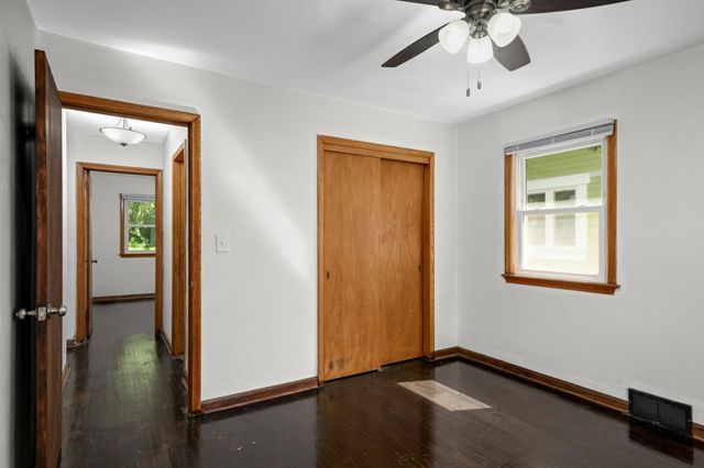 1015 Hubbard Avenue, Saint Paul, MN 55104