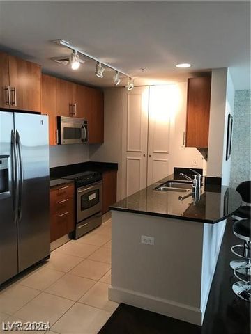 200 West Sahara Avenue 1704, Las Vegas, NV 89102