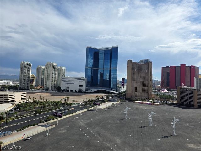 200 West Sahara Avenue 1704, Las Vegas, NV 89102