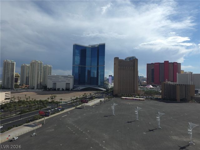 200 West Sahara Avenue 1704, Las Vegas, NV 89102