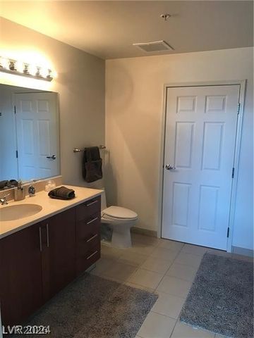 200 West Sahara Avenue 1704, Las Vegas, NV 89102